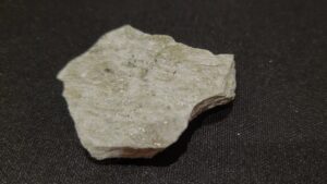 バドガシュタイン鉱石とは？放射線のお風呂やブレスレットは危険なのか？