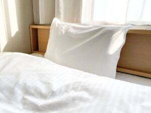 風水で南枕が向いている人と向いていない人　方角別の枕の向きまとめ