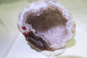 トレジャーメノウとは？風水で「龍穴」と呼ばれるパワースポット、天然の瑪瑙